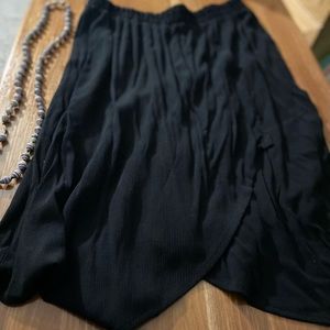 Faded Glory MIDI Wrap Skirt. Women’s Medium with belt loop